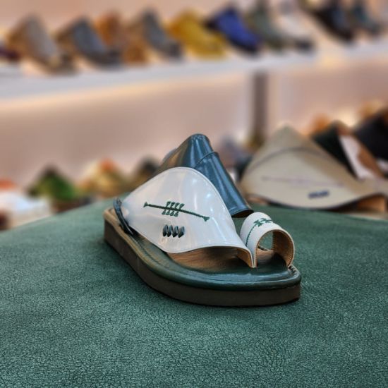 صورة زبيري مطرز م 66